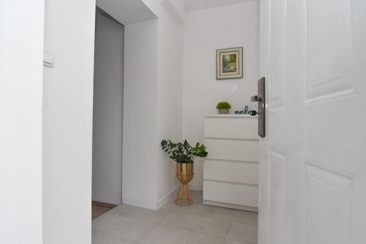 Apartman Gluic Sinj Exterior photo